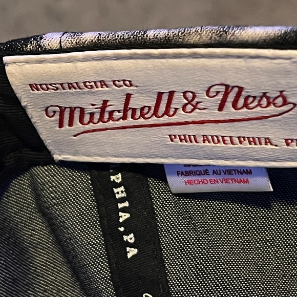 Cleveland Cavaliers SnapBack hat by Mitchell & Ness - Picture 8 of 8